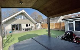 Luxury Pamper Home Hot Tub & Sauna Ladies Retreat